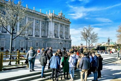 Madrid Royal Palace Professional Guided Tour with Skip the Line - Inside the Royal Palace: Spanish marble, mahogany, and monarchy in one route