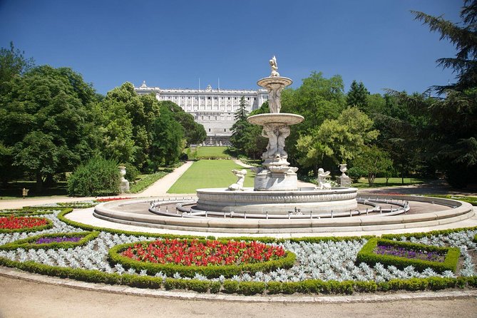 Madrid Royal Palace Professional Guided Tour with Skip the Line - Skip-the-line reality: timed entry is real, but don’t gamble on it