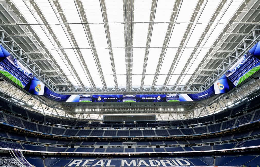 Madrid: Santiago Bernabéu Stadium Guided Tour - Why the Bernabéu feels different with a fan guide