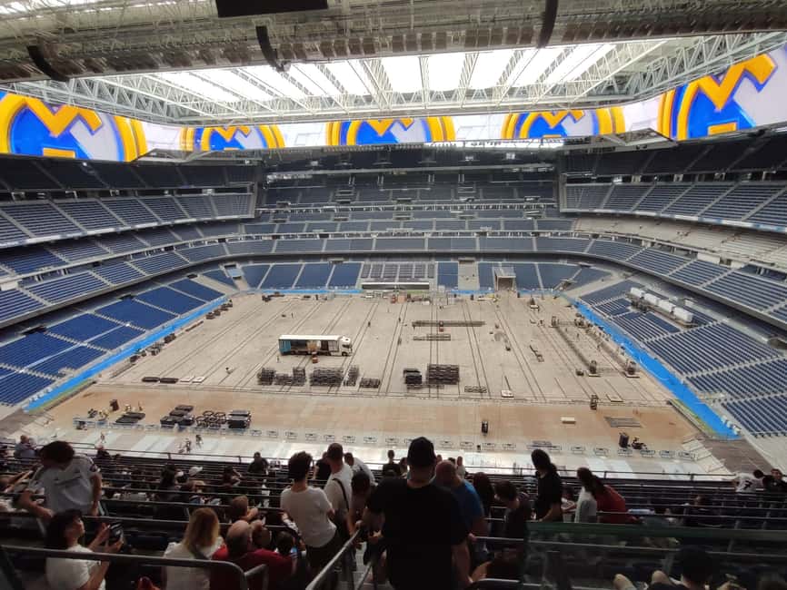 Madrid: Santiago Bernabéu Stadium Guided Tour - More than football: basketball and the women’s team