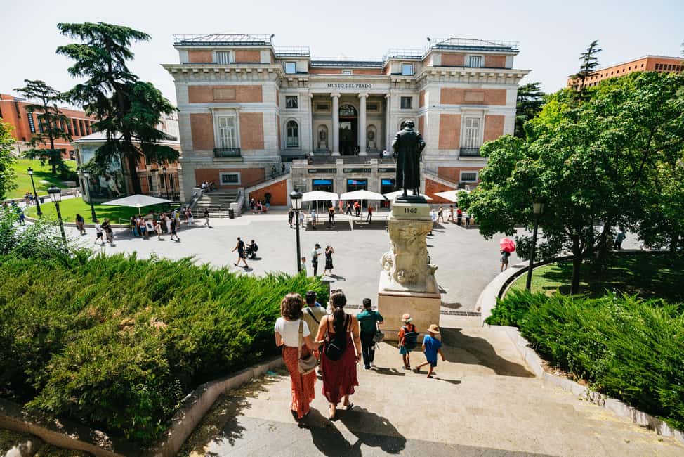 Madrid: Skip-the-Line Prado Museum Guided Tour - Practical rules inside: cameras, shoes, and crowd reality