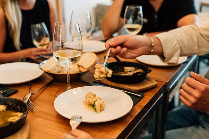 Madrid Tapas & Wine Tour with Rooftop Views and Local Guide - Drinks, Portions, and Food Choices (Including Allergies)