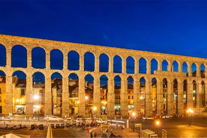 Madrid to Avila & Segovia: Full-Day Highlights Tour - Stop 5: a break in Ávila with drink and snack