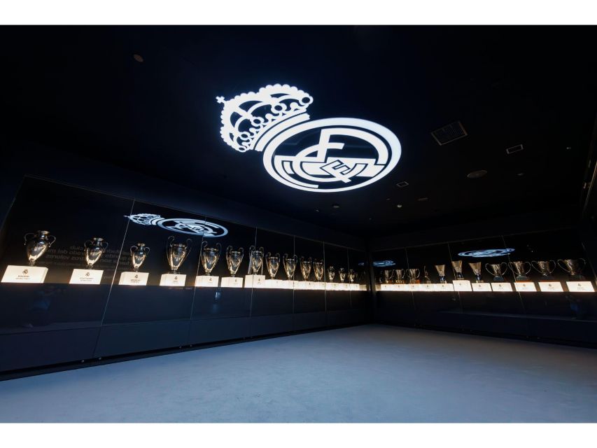 Madrid: Tour Bernabéu Entry Ticket - Beyond football: Basketball and women’s teams memorabilia matter