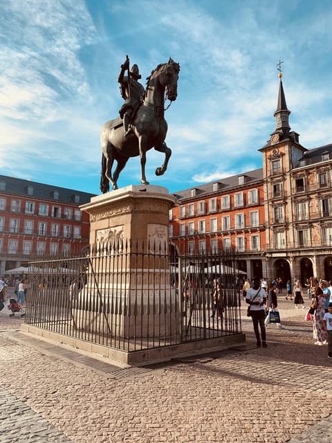 Madrid: Welcome to Madrid Guided Walking Tour in English - Why this Madrid walking tour works for first-timers