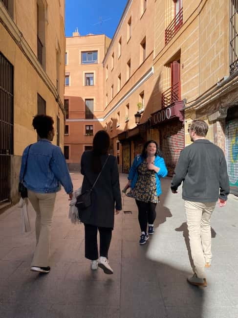 Madrid: Welcome to Madrid Guided Walking Tour - Plaza Mayor and King Philip III: the story behind the city’s main square