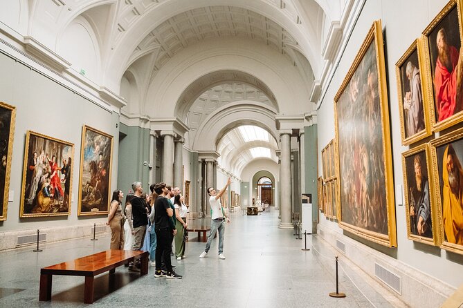 Prado Museum Without the Crowds-Exclusive Guided Pre Opening Tour - Meeting point to museum: getting there without stress