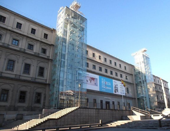 Reina Sofia Museum Small Group Tour -6 people maximum- - Key things to know before you go