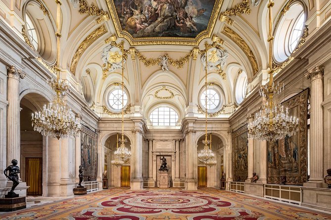 Royal Palace Guided Tour Small Group with Tickets - What the guide experience is really like (and why it matters)