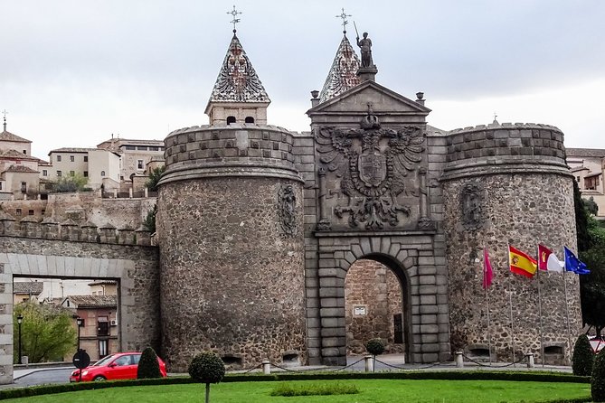 Segovia, Avila & Toledo: Small Group Guided Tour from Madrid - Inside the Alcázar of Segovia (and why the ticket matters)