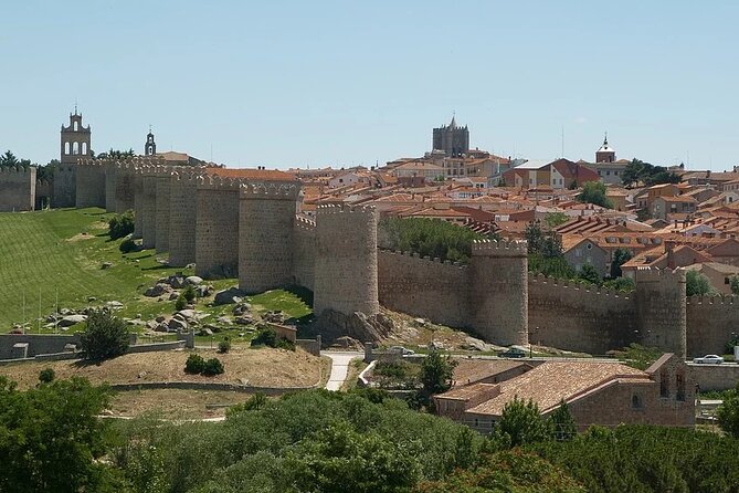 Segovia, Avila & Toledo: Small Group Guided Tour from Madrid - Language and group logistics: English is offered, but pacing can shift