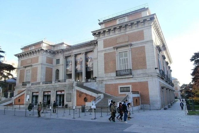 Skip the line: Prado Museum Monolingual Guided Tour - Guide Style Matters: Elena, Stephie, and the Pace You Feel