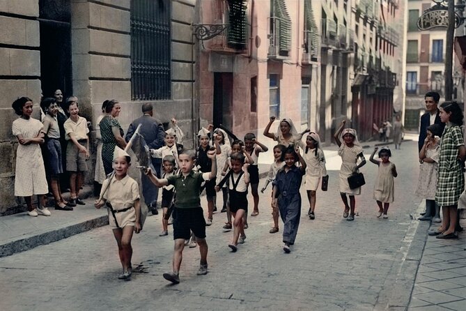 Spanish Civil War start of 2 World War, Guernica Franco - Plaza de España: Franco, the Capital Under Siege, and Wartime Daily Life