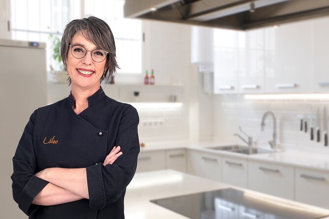 Tapas & Paella Cooking Class in Madrid with a Professional Chef - Chef Lola’s teaching style: clear steps, plus the little secrets