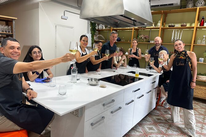 Tapas & Paella Cooking Class in Madrid with a Professional Chef - The wine-and-tapas rhythm: tastings as part of learning