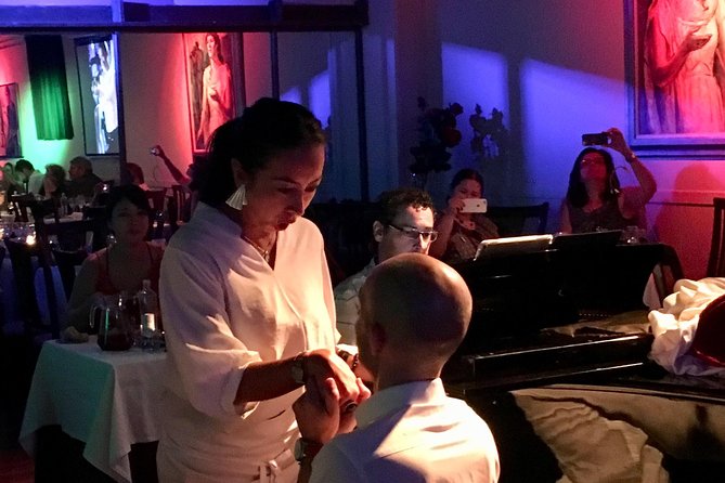 Zarzuela Opera and Dinner at La Castafiore Restaurant in Madrid - Opera singers at your table: zarzuela, familiar melodies, and the English angle